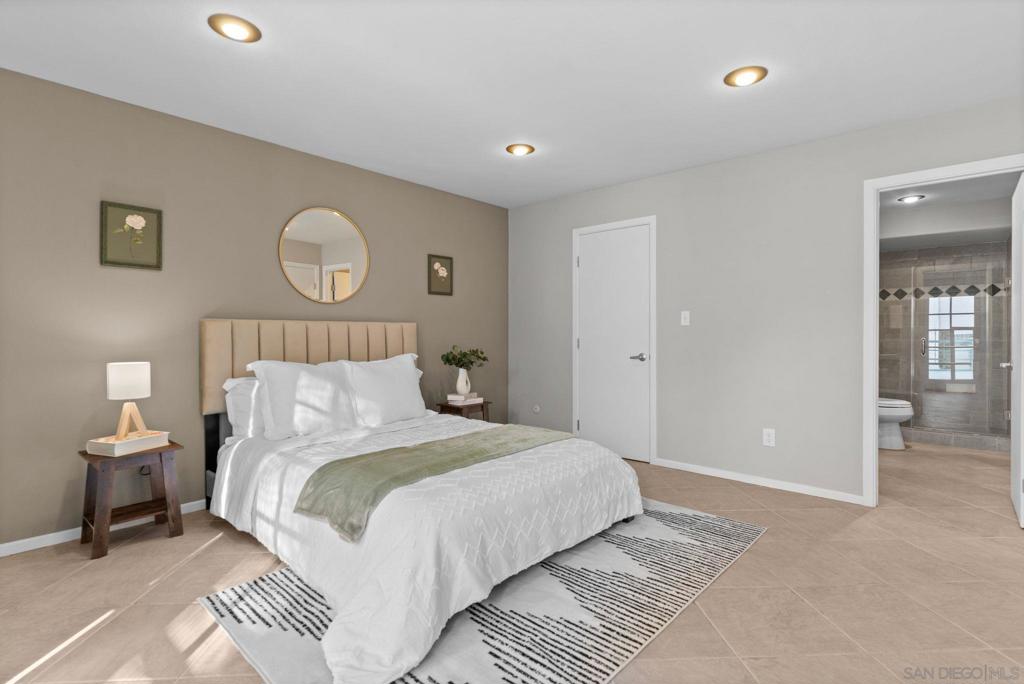 MLS #250045018SD image #18