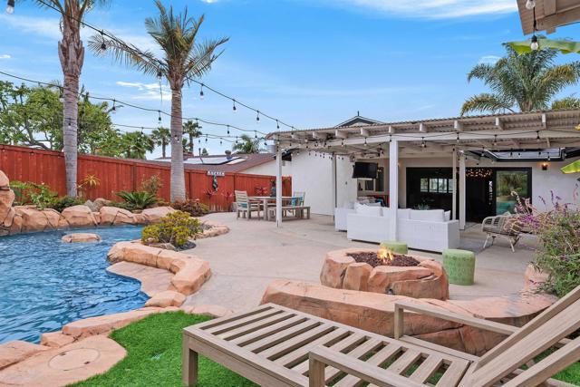 3984 Scott Dr., Carlsbad CA: https://media.crmls.org/mediaz/551ce34b-2a91-4f18-bd31-415f3d5a6f59.jpg