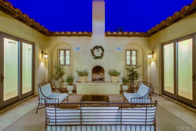 Detail Gallery Image 11 of 70 For 8308 Top O the Morning Way, San Diego,  CA 92127 - 5 Beds | 5/1 Baths