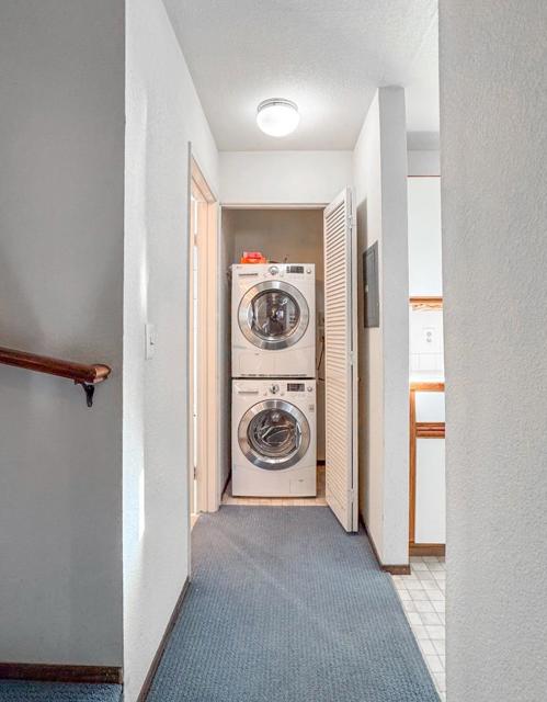 6923 Chantel Court, San Jose CA: https://media.crmls.org/mediaz/551e5ad9-0e48-439c-be8a-5909bcda07c8.jpg