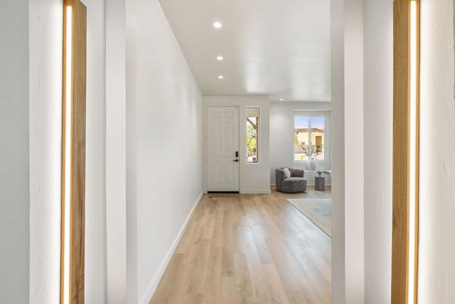 Image 11 of 76 For 79938 Dewsbury Drive