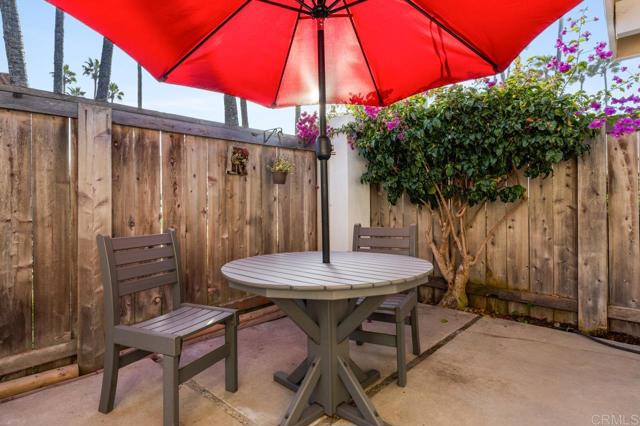 Detail Gallery Image 50 of 73 For 75 Half Moon Bend, Coronado,  CA 92118 - 3 Beds | 2 Baths