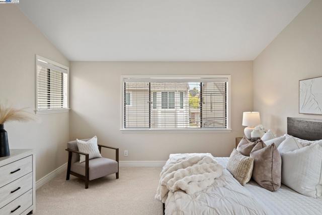 3664 Thrush Terrace, Fremont CA: https://media.crmls.org/mediaz/5520b5c9-d4a9-47ee-b220-2504ce134f95.jpg