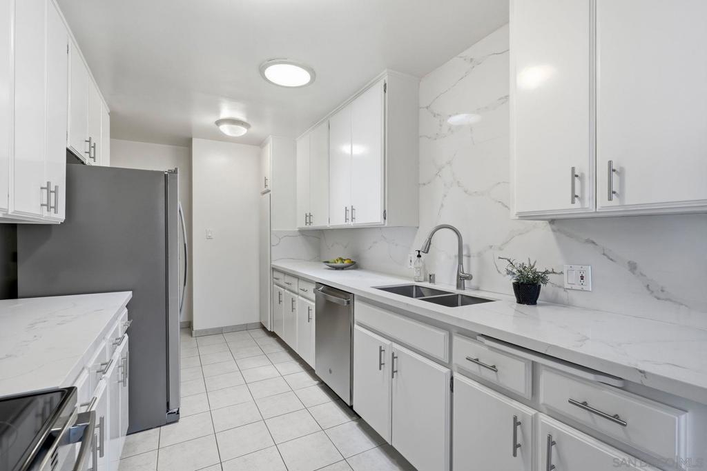 5422 Waring - photo 8