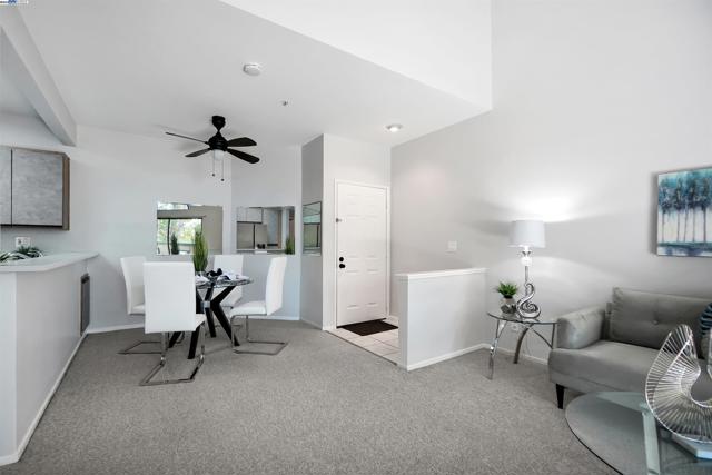 25850 Kay Ave, Hayward CA: https://media.crmls.org/mediaz/55212c44-3bad-4513-9931-1660de4a0bd2.jpg