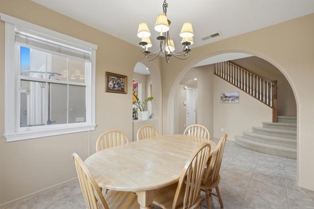 Detail Gallery Image 9 of 42 For 2784 Rambling Vista Rd, Chula Vista,  CA 91915 - 4 Beds | 4 Baths