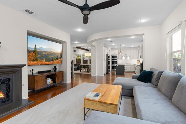 Image 6 of 31 For 7256 Caribou Ct