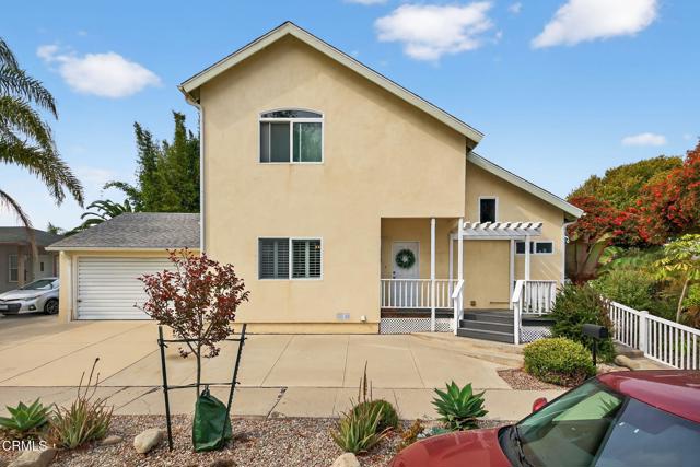 425 Rancho Drive, Ventura CA: https://media.crmls.org/mediaz/55237d02-1ff6-4472-a125-760470ea9d58.jpg