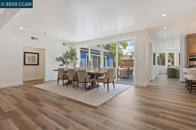 158 Pulido Rd, Danville CA: https://media.crmls.org/mediaz/55243ac6-d37e-4161-b592-913a81fd9a54.jpg