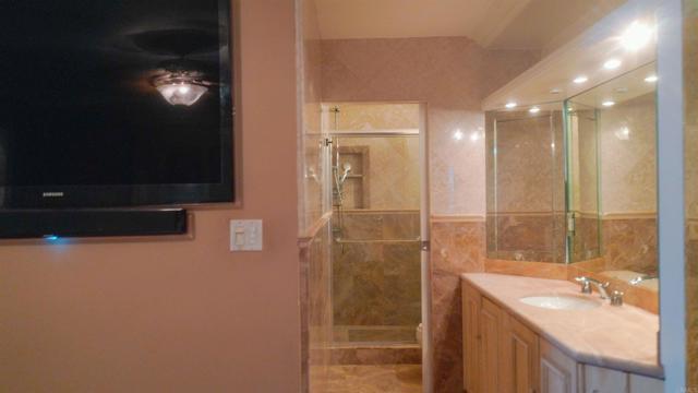 1200 N Harbor Drive, Oceanside CA: https://media.crmls.org/mediaz/55245fa4-fd26-4143-aa04-9dc97e8dfeea.jpg