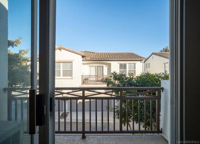 Image 14 of 18 For 3739 Carmel View Rd  1