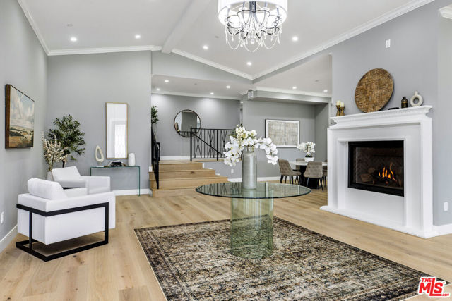 6888 Alta Vista Drive, Rancho Palos Verdes CA: https://media.crmls.org/mediaz/5525b794-f23c-48db-9380-e6cb87e8bb09.jpg