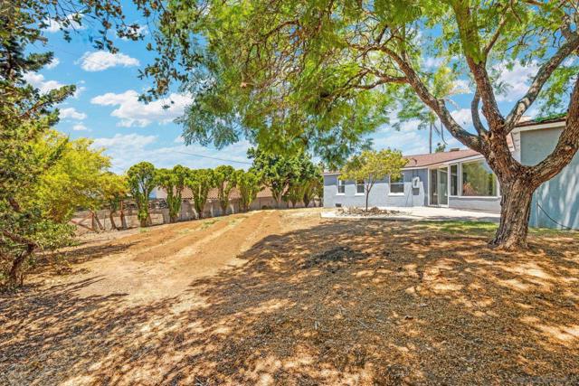 2530 Pruett Dr, Vista CA: https://media.crmls.org/mediaz/5527fb9c-f1d3-4021-a45f-6a4c3d72e0f0.jpg