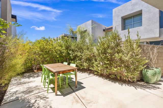 231 Breeze Loop, Palm Springs, CA 92262