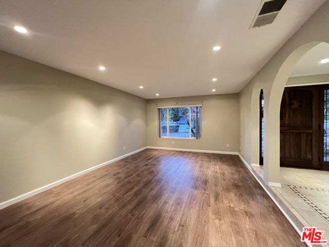 16650 Rinaldi Street, Granada Hills CA: https://media.crmls.org/mediaz/55294364-8f7a-4cb3-b35a-da681a8647e6.jpg