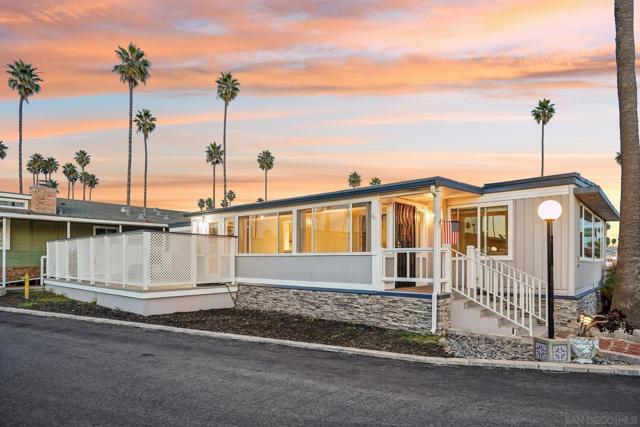1215 Anchors Way Drive, Ventura CA: https://media.crmls.org/mediaz/5529c548-fe27-4a44-b2b0-13b3a73f41ec.jpg