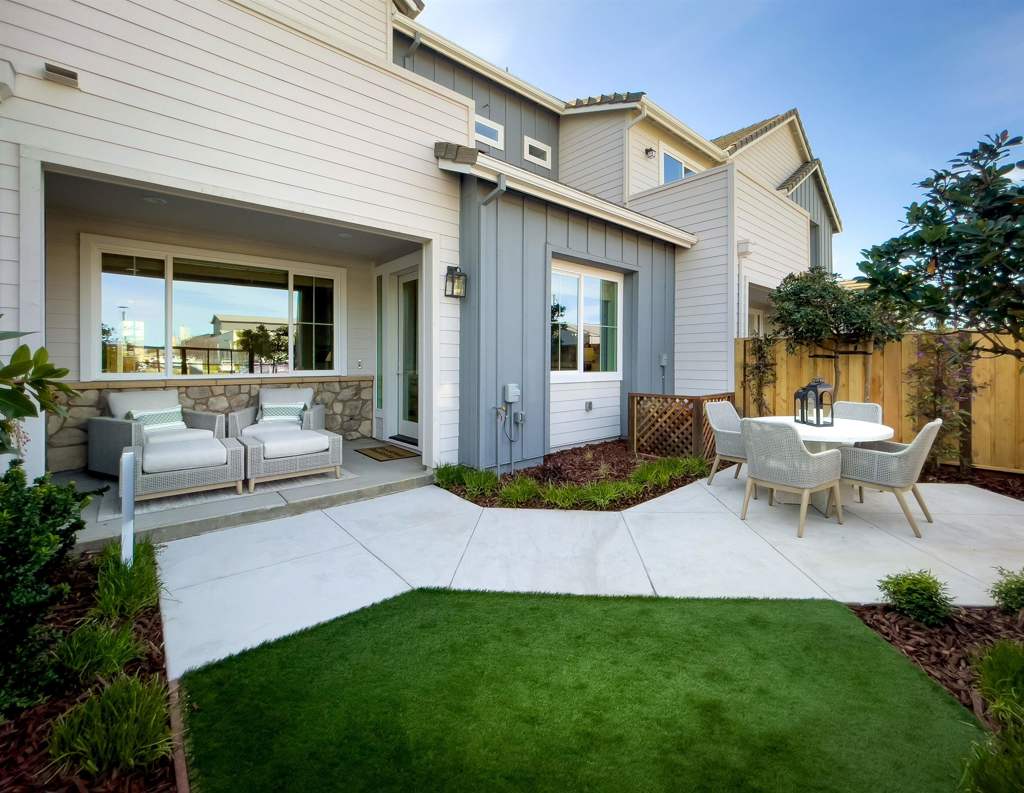 139 Compass Drive #2002