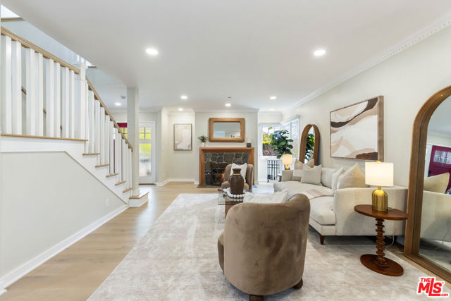 Drew Fenton | 509 Wynola Street Pacific Palisades CA | MLS: 7365865 Drew Fenton | 509 Wynola Street Pacific Palisades CA | MLS: 7365865