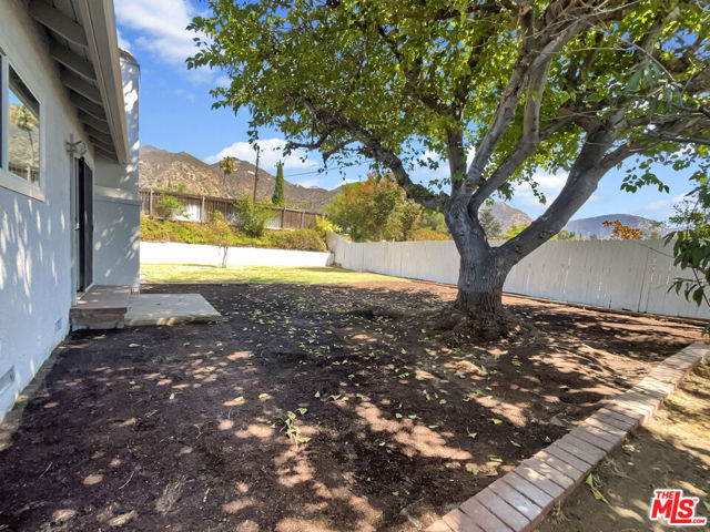 13864 Lexicon Avenue photo 8