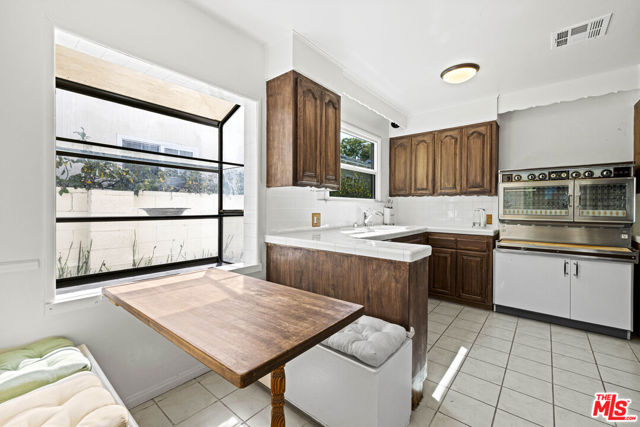 Image 14 of 35 For 5314 Nestle Avenue