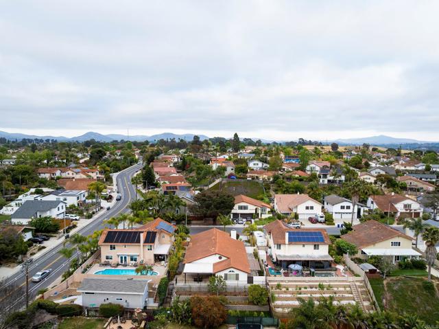 Detail Gallery Image 38 of 39 For 324 Avenida De Las Rosas, Encinitas,  CA 92024 - 4 Beds | 2/1 Baths