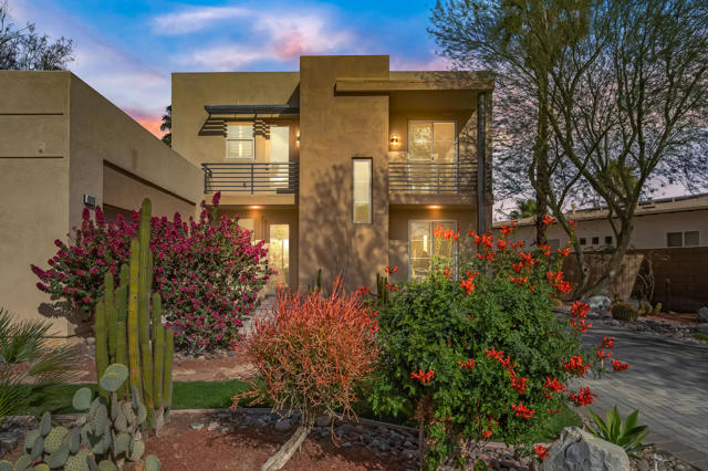 4315 Vantage Lane, Palm Springs CA: https://media.crmls.org/mediaz/552de693-c800-4202-add4-089f70bf07d4.jpg