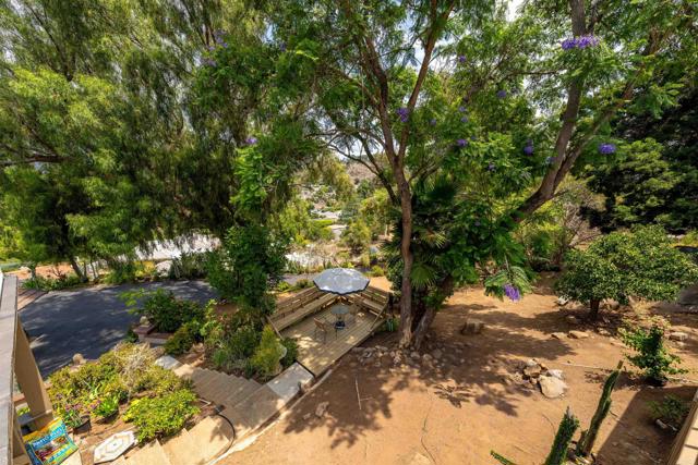 1135 OLD CHASE AVENUE, El Cajon CA: https://media.crmls.org/mediaz/552e64c8-1971-428c-bed9-38d63cebea0c.jpg