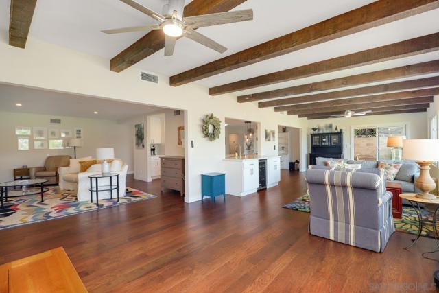 1144 San Julian Dr, San Marcos CA: https://media.crmls.org/mediaz/552f14d9-058d-45bd-8485-23122195fb9e.jpg