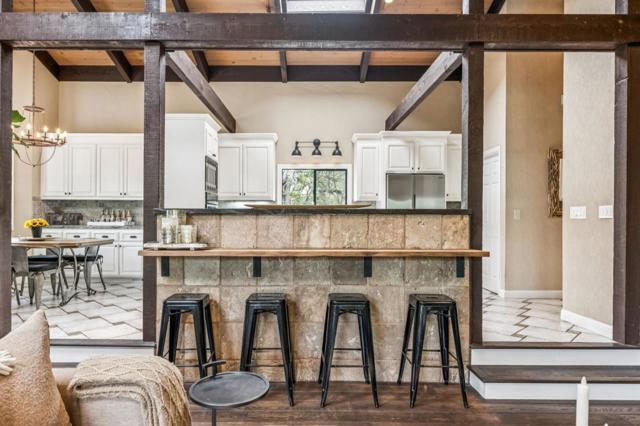 61 Oak Haven Way, Woodside CA: https://media.crmls.org/mediaz/552f6e8a-7ce6-4b3a-93a1-271b354e70a1.jpg