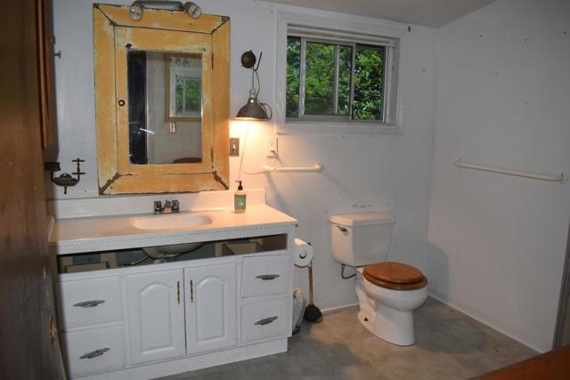 10158 E Zayante Road, Felton CA: https://media.crmls.org/mediaz/552f9a5c-65ea-4d32-b005-ce6ea07e640b.jpg