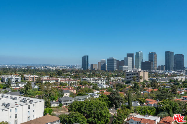 10490 Wilshire Boulevard, Los Angeles CA: https://media.crmls.org/mediaz/553059ae-1fbe-4449-931e-a5e244115a63.jpg