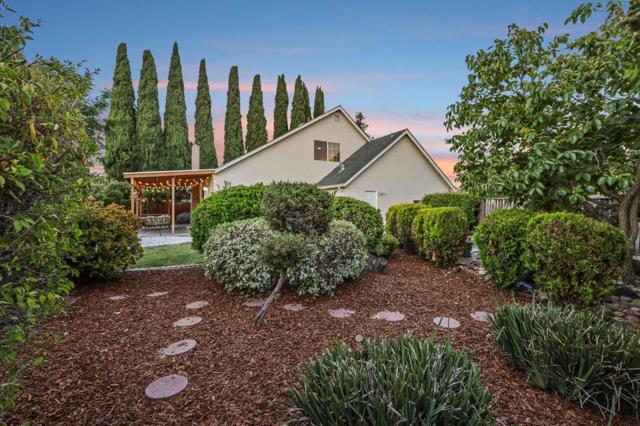 3043 Crater Lane, San Jose CA: https://media.crmls.org/mediaz/5530b450-6509-4cbc-82b3-3db76f7bf777.jpg