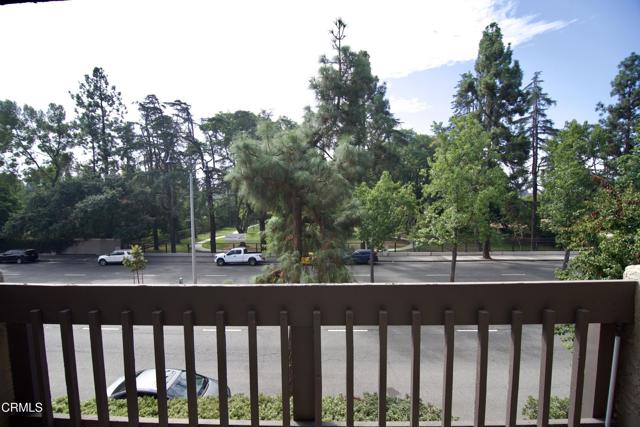 Detail Gallery Image 31 of 31 For 1931 E Huntington Dr #F,  Duarte,  CA 91010 - 3 Beds | 3 Baths