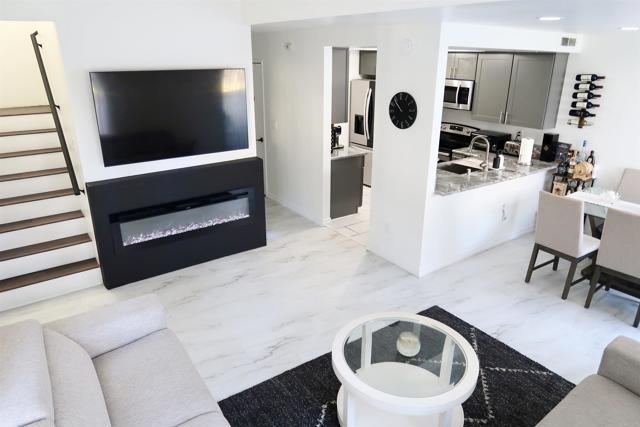 Detail Gallery Image 4 of 30 For 5430 Baltimore Drive #70,  La Mesa,  CA 91942 - 3 Beds | 2/1 Baths