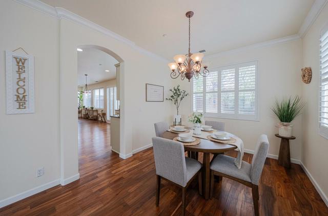 1818 Lancashire Drive, Salinas CA: https://media.crmls.org/mediaz/5531119d-f54a-48e5-bac5-ef5081ee8ce5.jpg