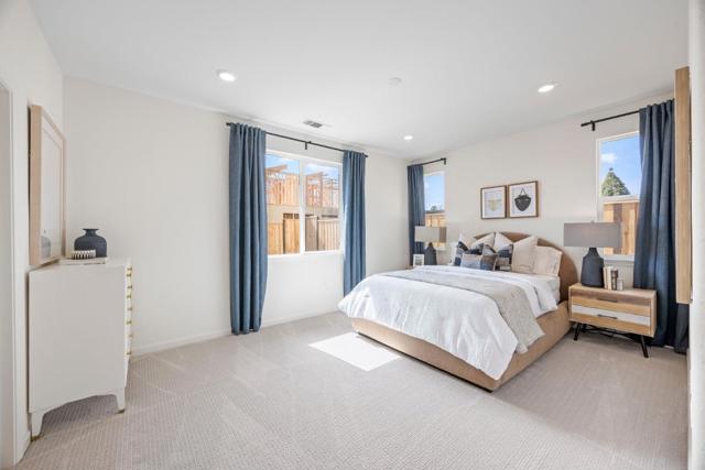 1871 Hydrangea Drive, Hollister CA: https://media.crmls.org/mediaz/5531d39e-17bd-4490-a68a-dce78023c318.jpg