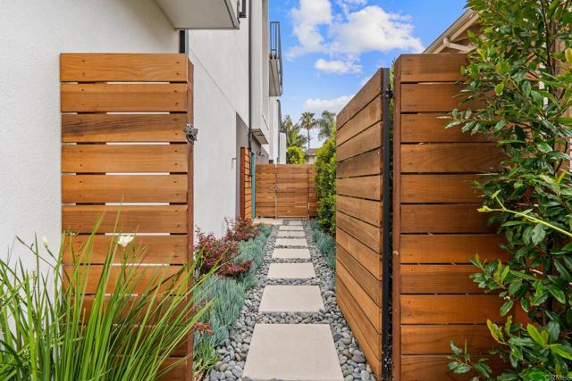 Detail Gallery Image 58 of 69 For 301 Juniper Ave, Carlsbad,  CA 92008 - 3 Beds | 3/1 Baths