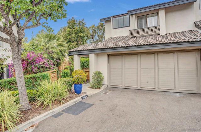 6426 Caminito Listo, San Diego CA: https://media.crmls.org/mediaz/5532f62a-839c-41da-aa77-b87df18a3317.jpg