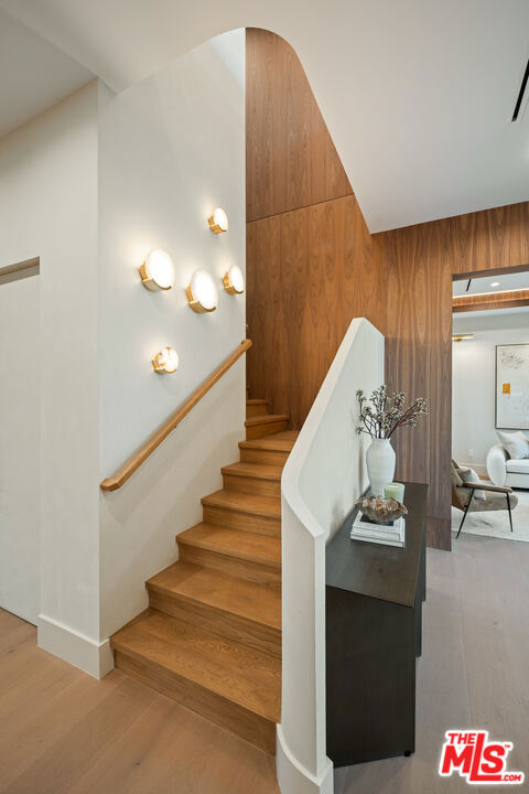 Drew Fenton | 565 Toyopa Drive Pacific Palisades CA | MLS: 7523707 Drew Fenton | 565 Toyopa Drive Pacific Palisades CA | MLS: 7523707