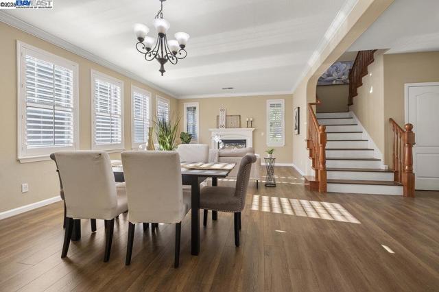 670 W Privado Way, Mountain House CA: https://media.crmls.org/mediaz/5534d9e0-b61f-438a-8c27-25e97edf1446.jpg