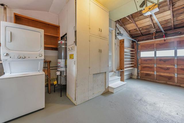 642 Lomita Avenue, Millbrae CA: https://media.crmls.org/mediaz/5534f9cf-0444-4023-97e2-29e200a35a03.jpg