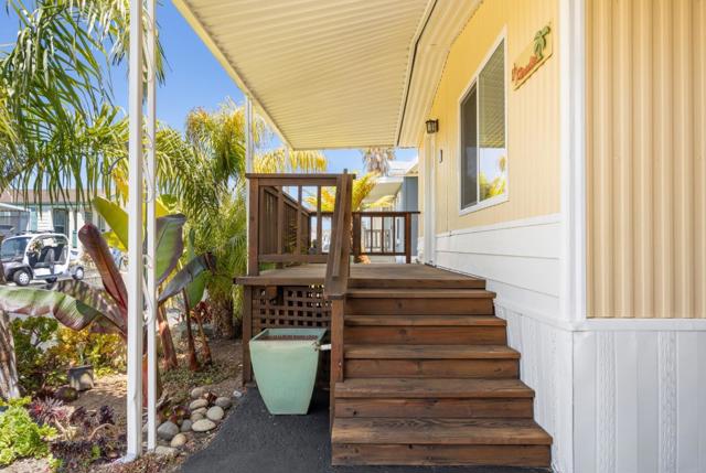 4160 Jade Street, Capitola CA: https://media.crmls.org/mediaz/5535261b-8363-44ca-8564-09077b6dcb0f.jpg