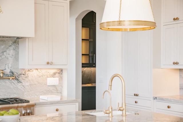 Image 16 of 59 For 8210 Manjares