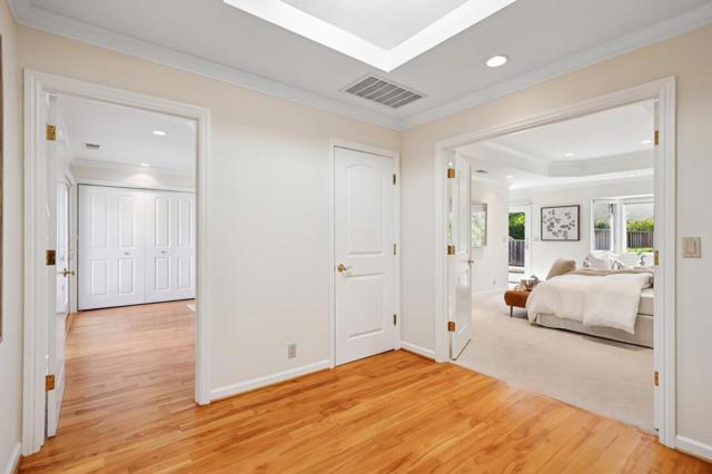 18074 Daves Avenue, Monte Sereno CA: https://media.crmls.org/mediaz/553659a2-545d-456d-95b0-8261a4d429fe.jpg