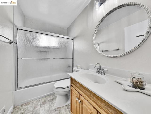 3326 Hacienda Way, Antioch CA: https://media.crmls.org/mediaz/55379131-0fcc-49c7-b05e-ac7a5ef44e68.jpg