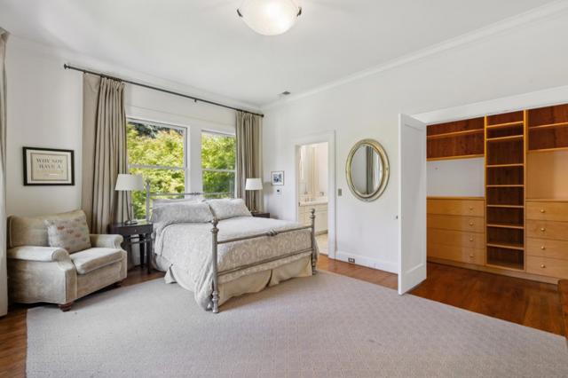900 University Avenue, Palo Alto CA: https://media.crmls.org/mediaz/5537f4ba-7c2d-4bb6-9f0d-a0cfc1ba1107.jpg