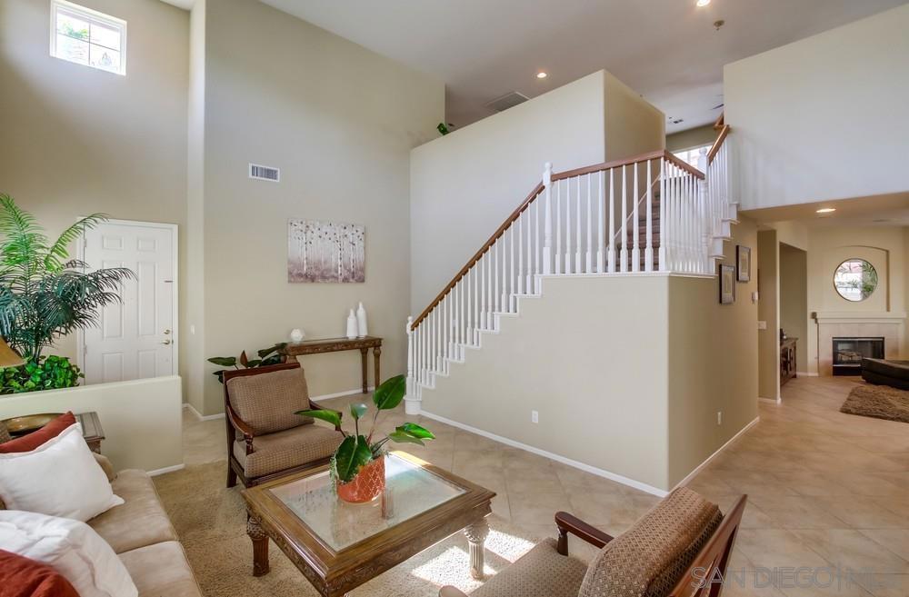 710 Casita Ln - photo 4