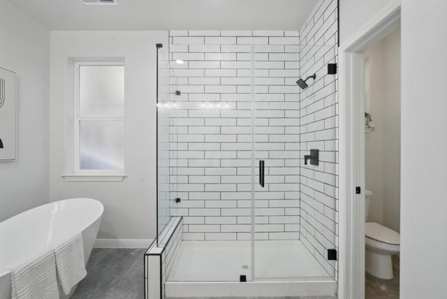 6868 Moore Drive, Oakland CA: https://media.crmls.org/mediaz/55386bf2-8c03-48c7-9287-20d86c845518.jpg
