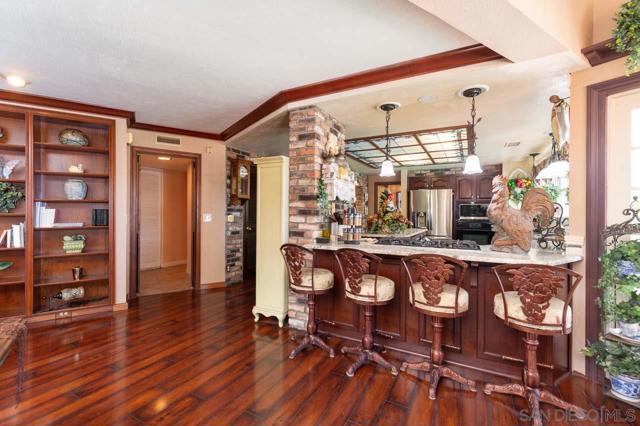 11339 Rolling Hills Dr, El Cajon CA: https://media.crmls.org/mediaz/553880c4-af22-437b-a5ad-7f79092cb243.jpg