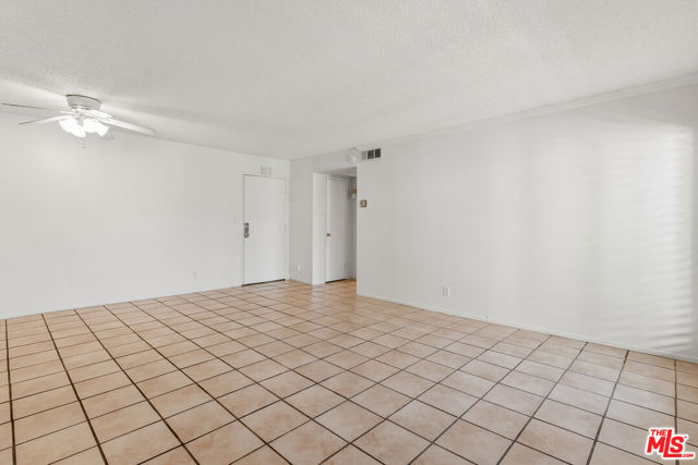 1 Bed Home for Sale in Los Angeles, California